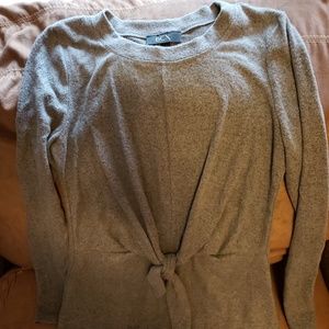 BCX Gray Sweater Size Small